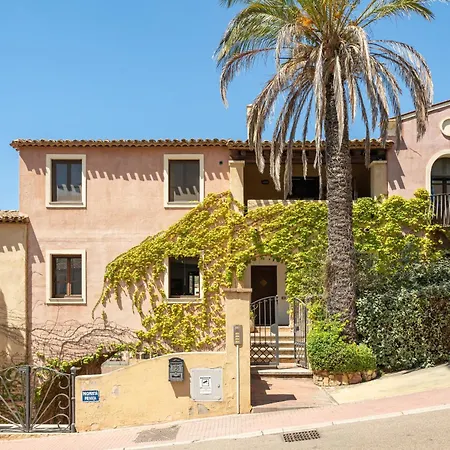 Rokkaria Віллазімьюс