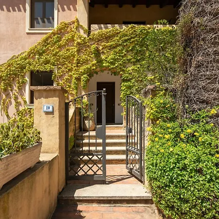 Rokkaria Апартаменти